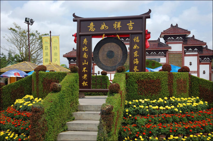 центр буддизма Наньшань, самый большой в Азии