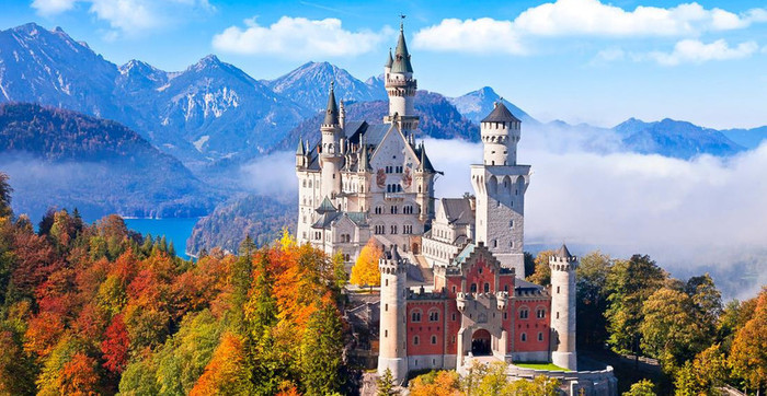 Достопримечательности Германии фото замок Нойшванштайн