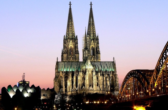 Достопримечательности Германии фото Кельнский собор
