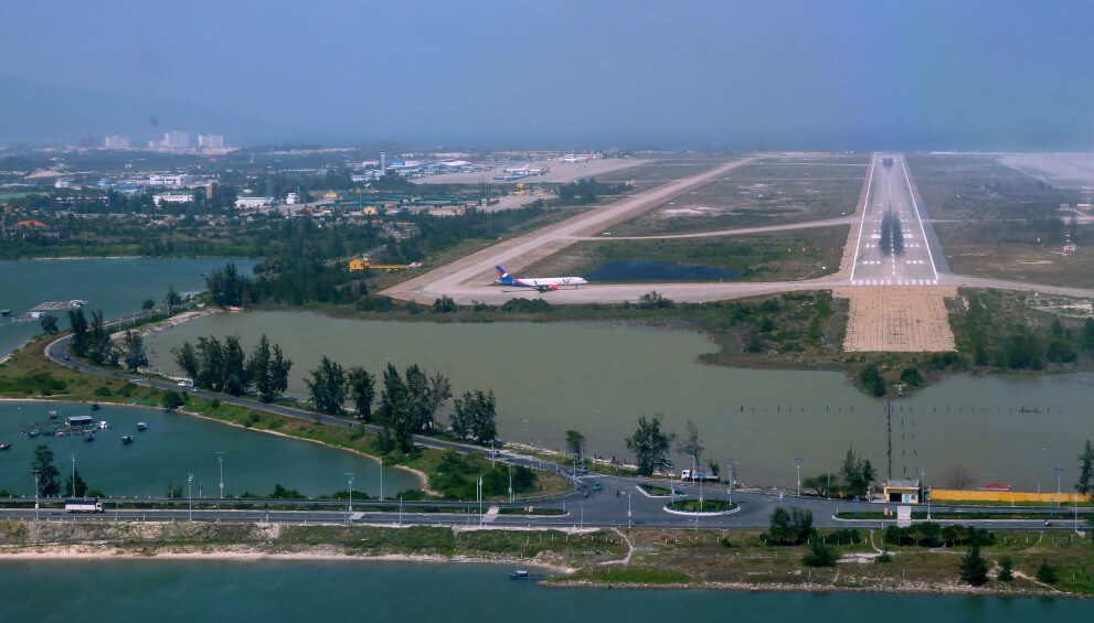 Runway at Cam Ranh Airport